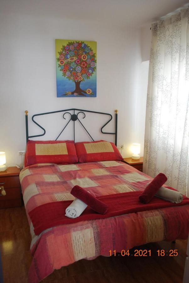 Chez Alison! Central Nerja Apt Zewnętrze zdjęcie